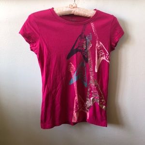 Hot pink T